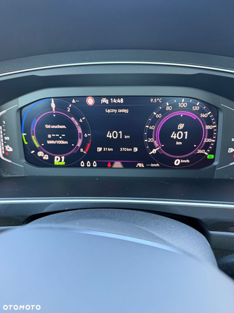 Volkswagen Tiguan - 5