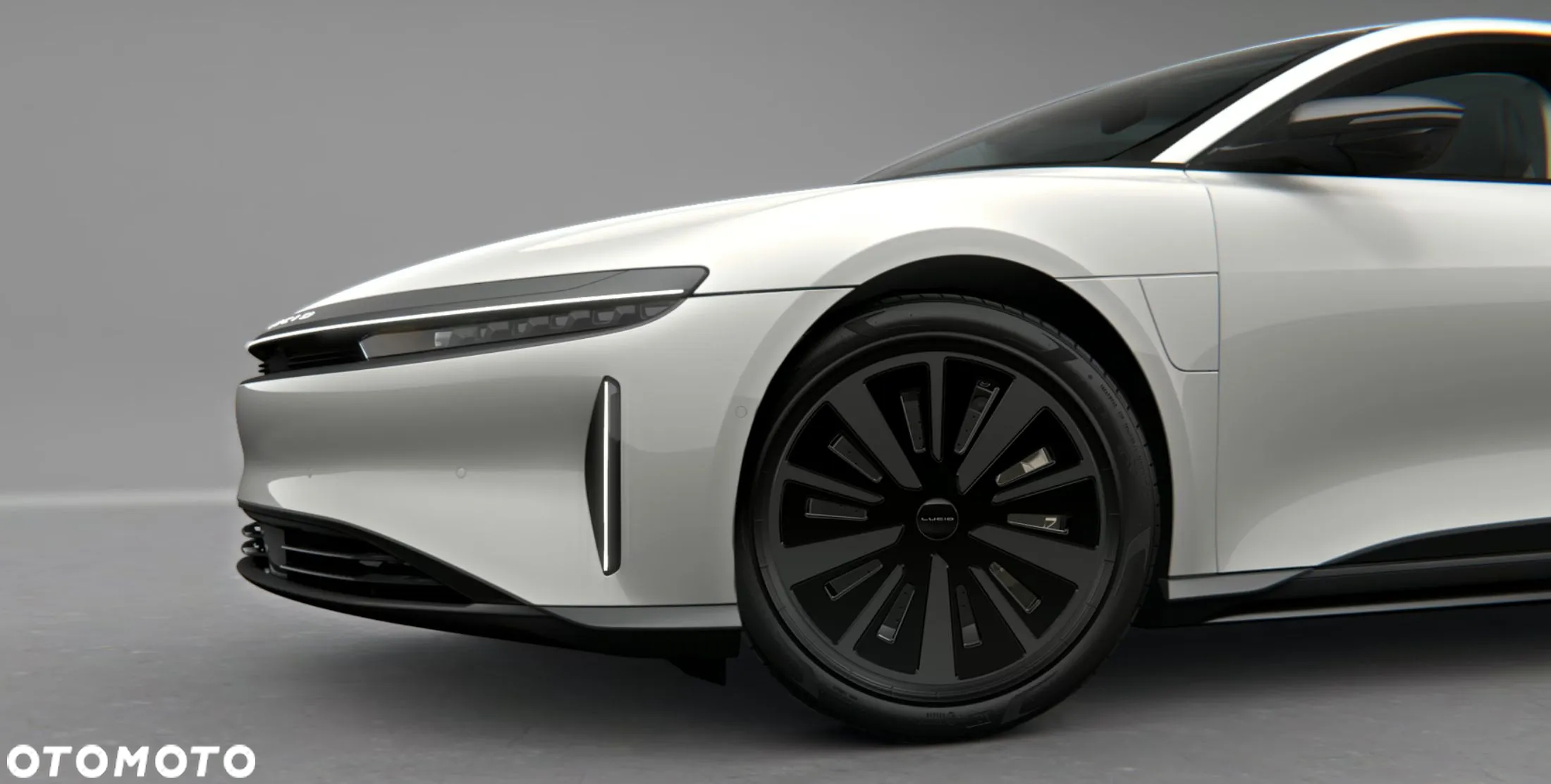 Lucid Air - 3