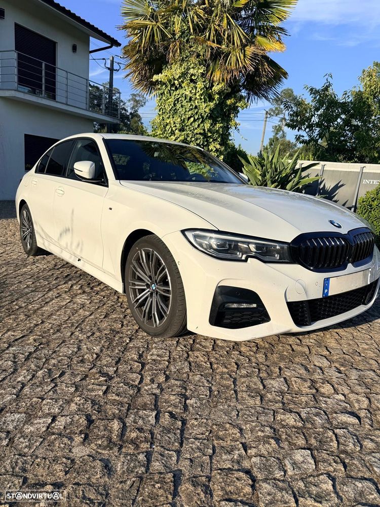 BMW 320 d Pack M Auto - 1