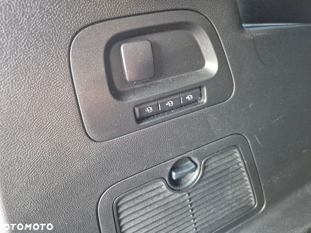 Ford S-Max 2.0 EcoBlue Titanium - 36