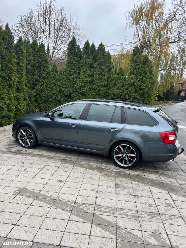 Skoda Octavia Combi 2.0 TDI 4x4 DSG RS - 14