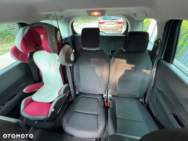 Peugeot 5008 2.0 HDi Premium - 33