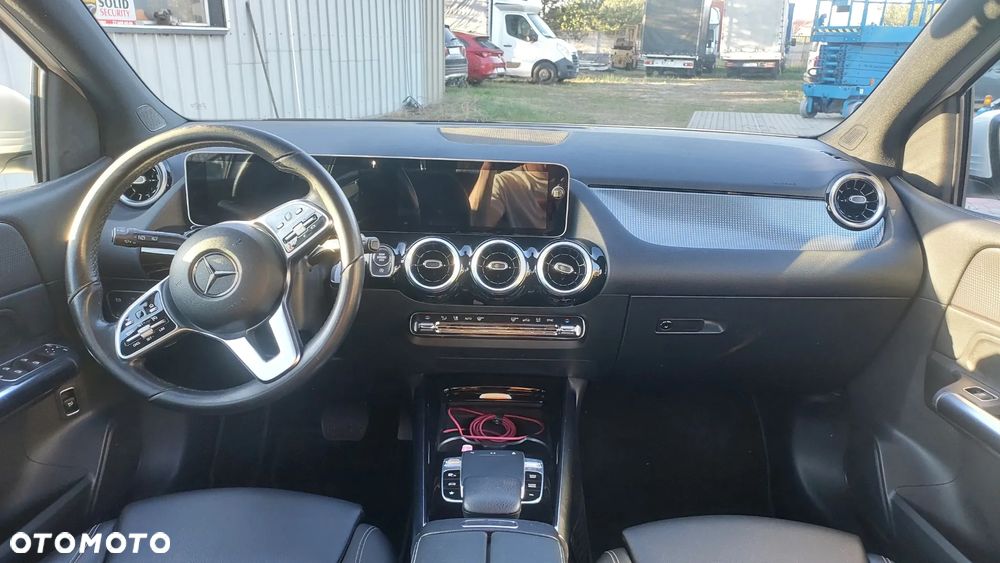 Mercedes-Benz Klasa B 180 d 7G-DCT Progressive - 18