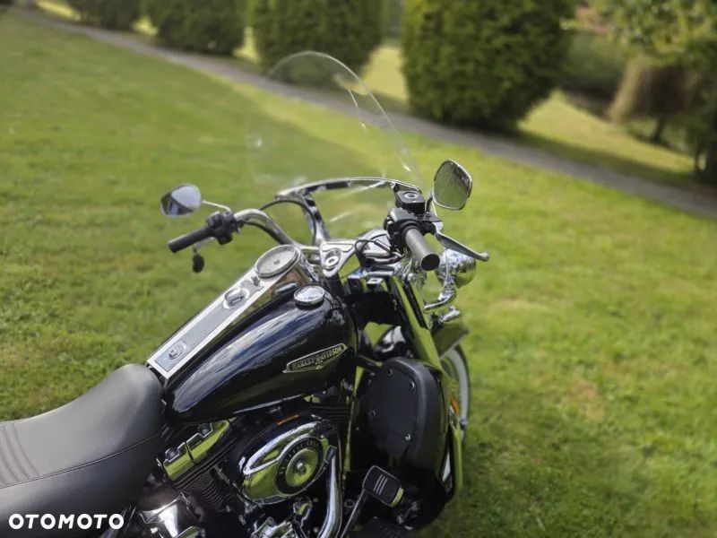 Harley-Davidson Touring Road King - 9
