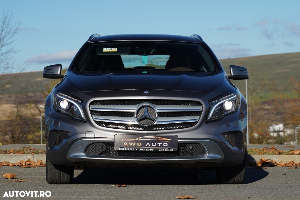 Mercedes-Benz GLA 220 d 4Matic 7G-DCT Urban - 19