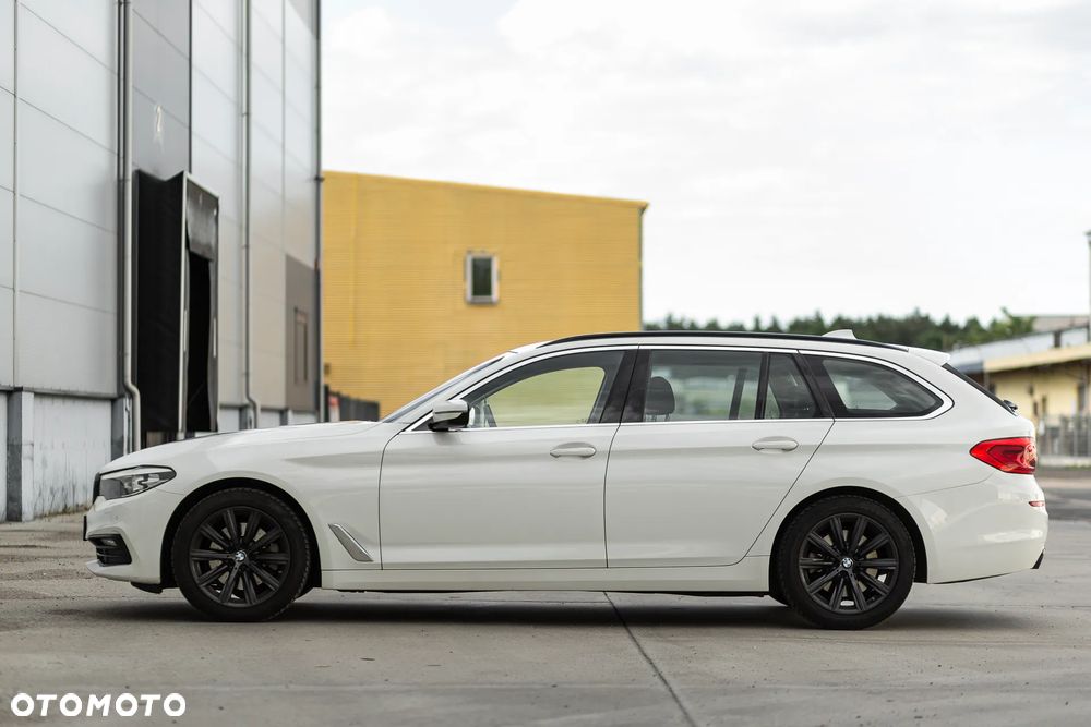 BMW Seria 5 518d Sport Line sport - 8