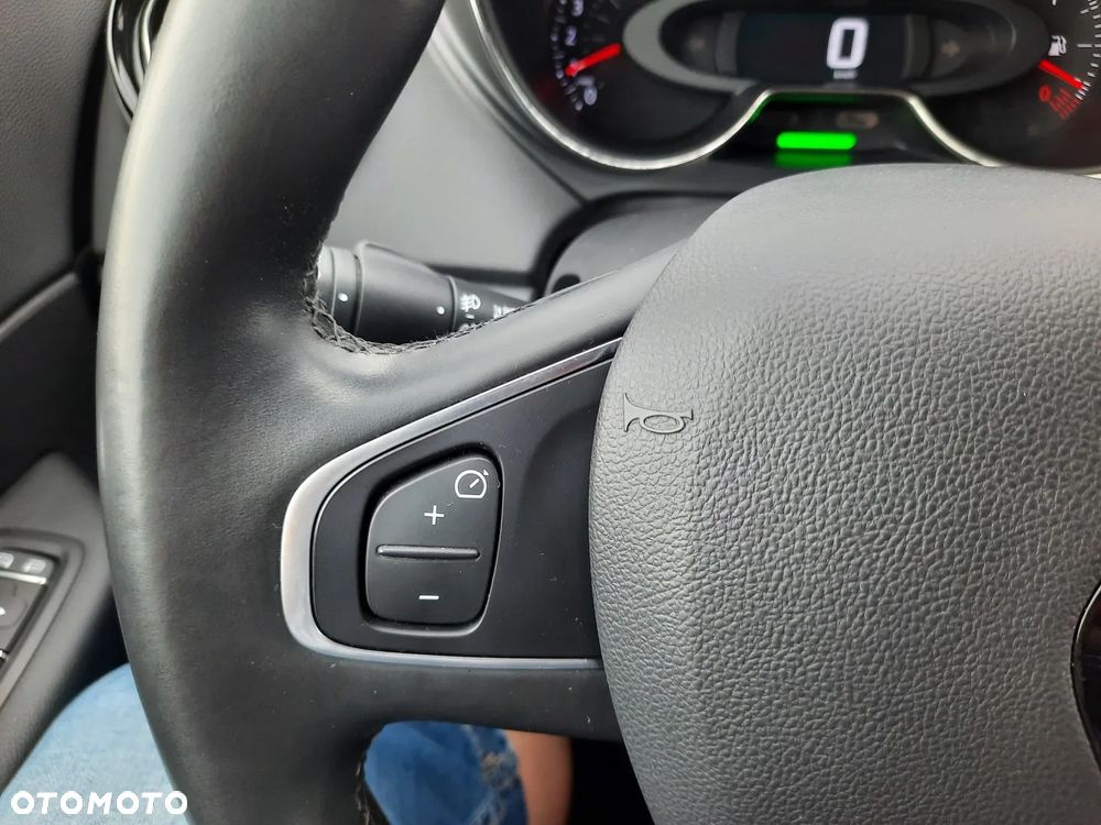 Renault Captur ENERGY TCe 90 Experience - 26