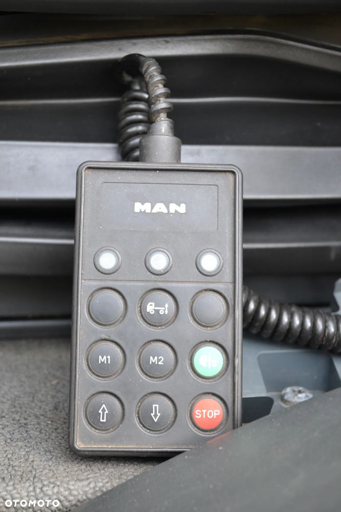 MAN TGS 26.320 DRUGA OŚ SKRĘTNA RAMA dł. 5.40m MANUALNA SKRZYNIA BIEGÓW - 16