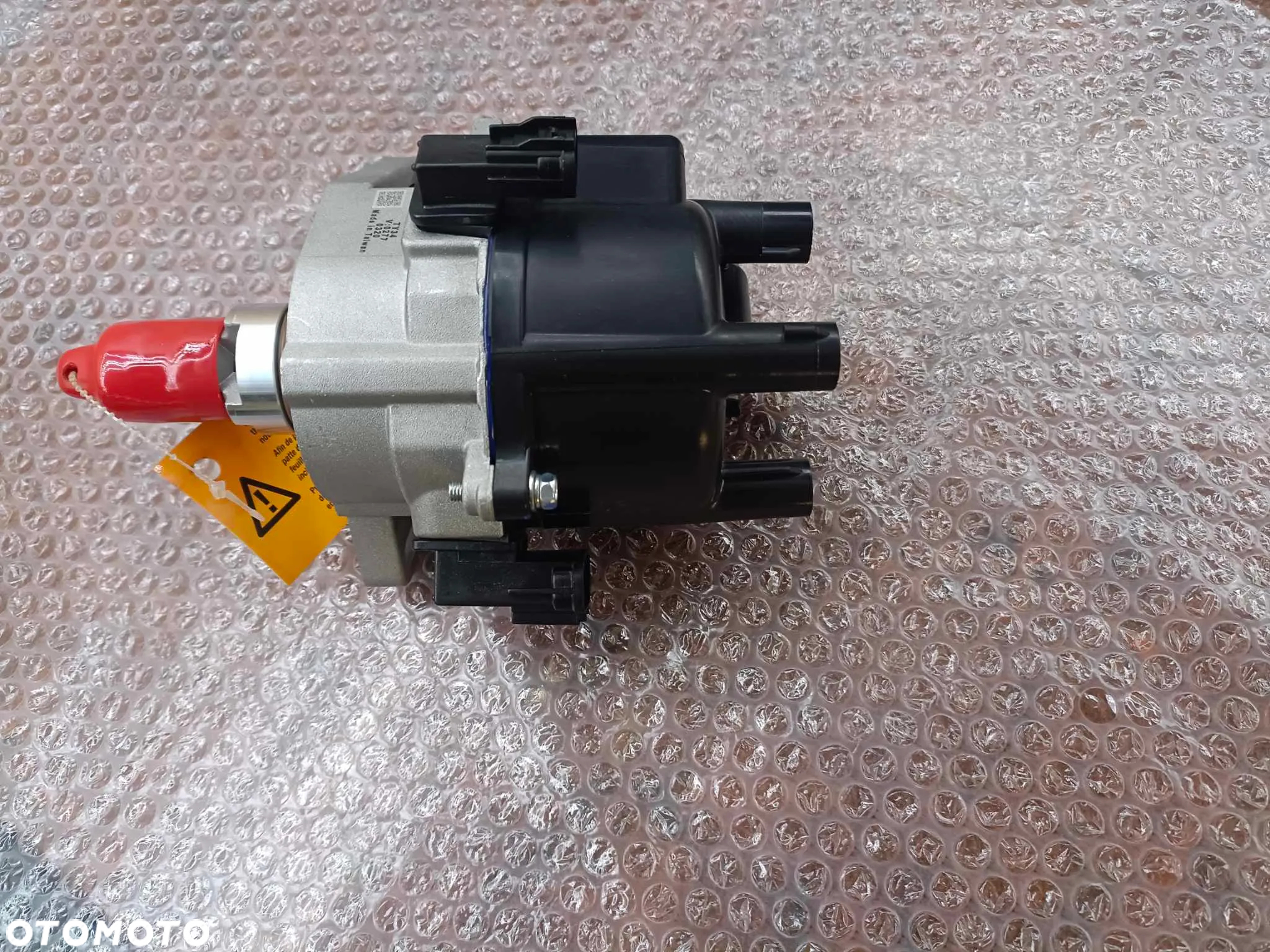 APARAT ZAPLONOWY TOYOTA RAV4 I 2.0 94-00 1994 1995 1996 1997 1998 1999 2000 MR2 CAMRY CELICA 1992 93 2.2 1.8 carina Corona Scepter 3SFE 5SFE cewka zaplonowa KOPULKA PALEC APARATU ZAPLONOWEGO BENZYNA - 4