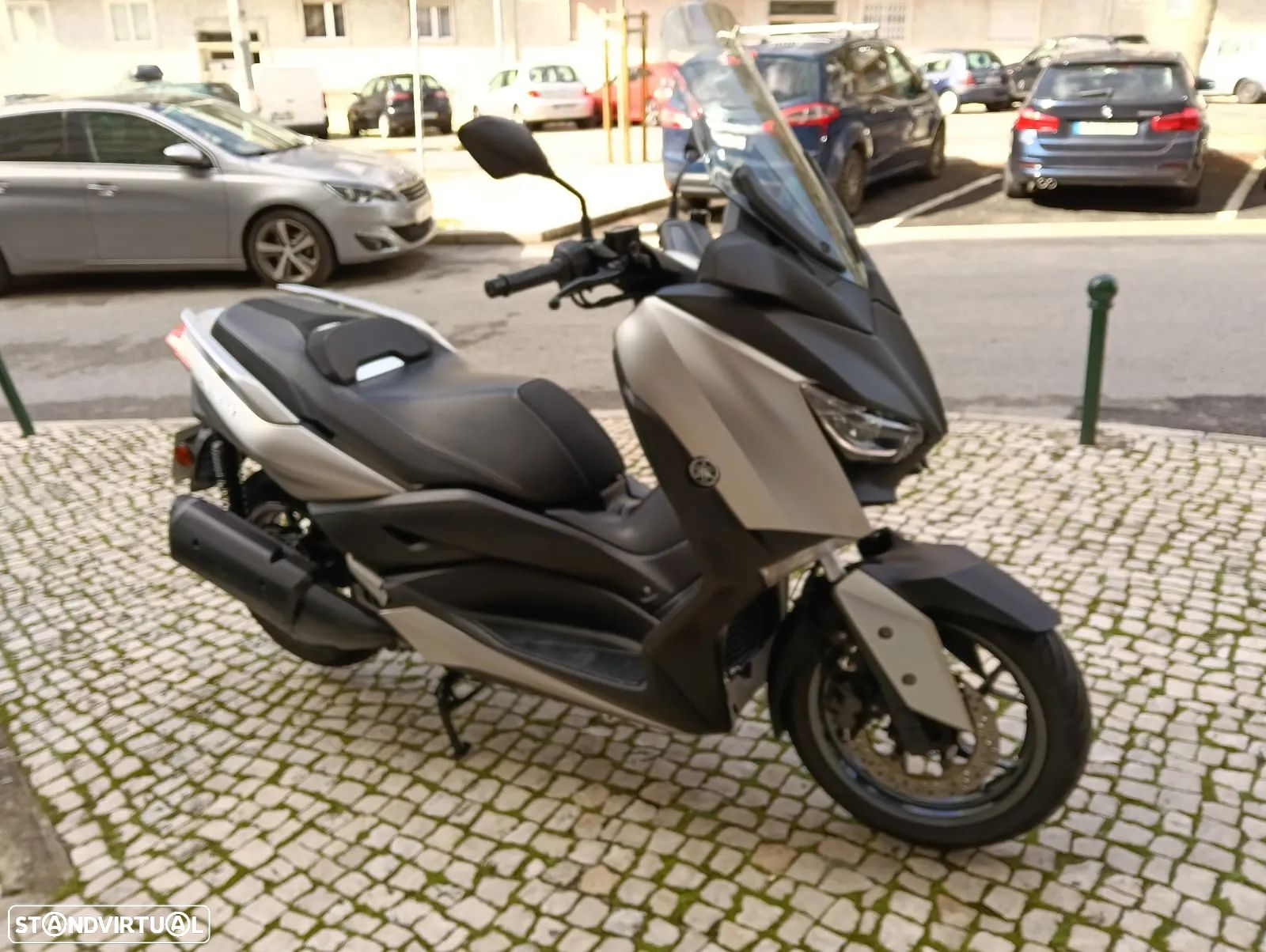 Yamaha X-Max 300 - 1