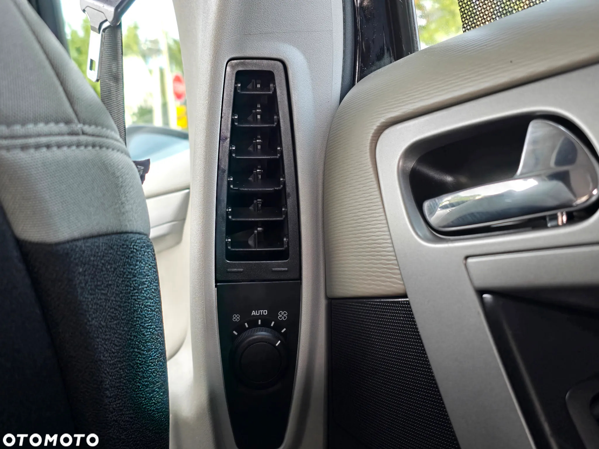 Citroën C4 Grand Picasso - 25