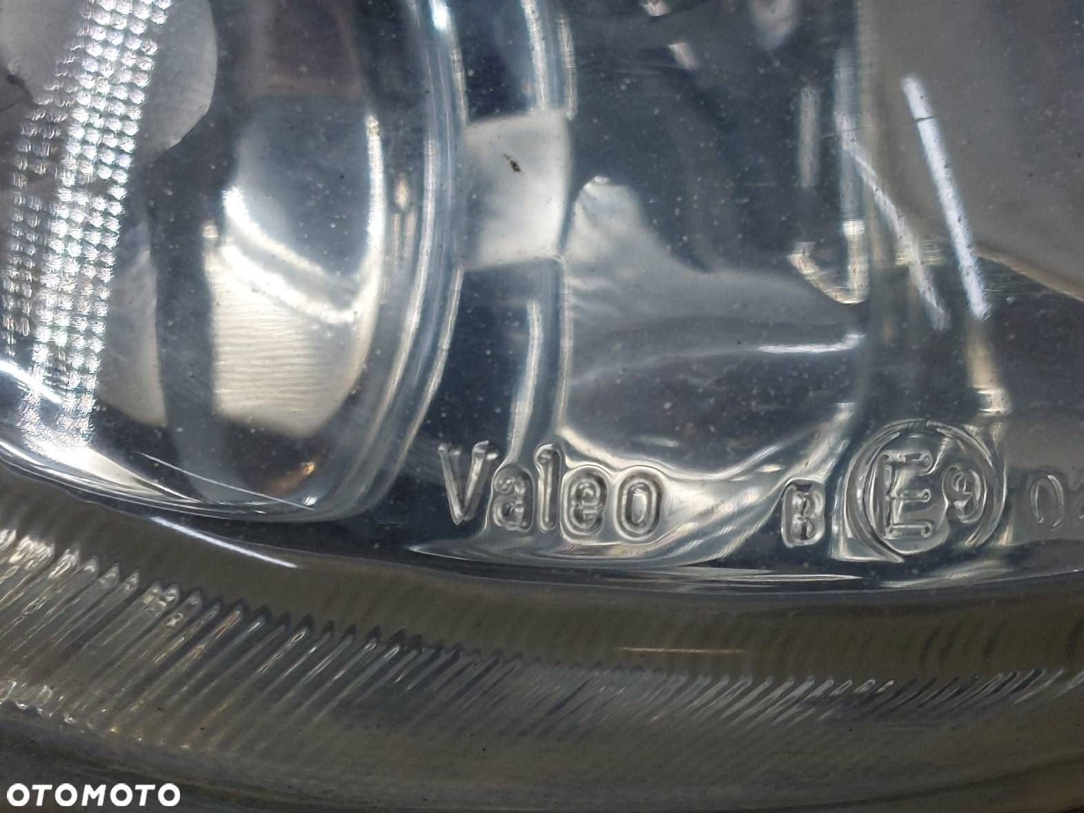 HALOGEN LEWY + PRAWY PRZÓD KOMPLET PEUGEOT 206 I 67742985 67742975 - 2