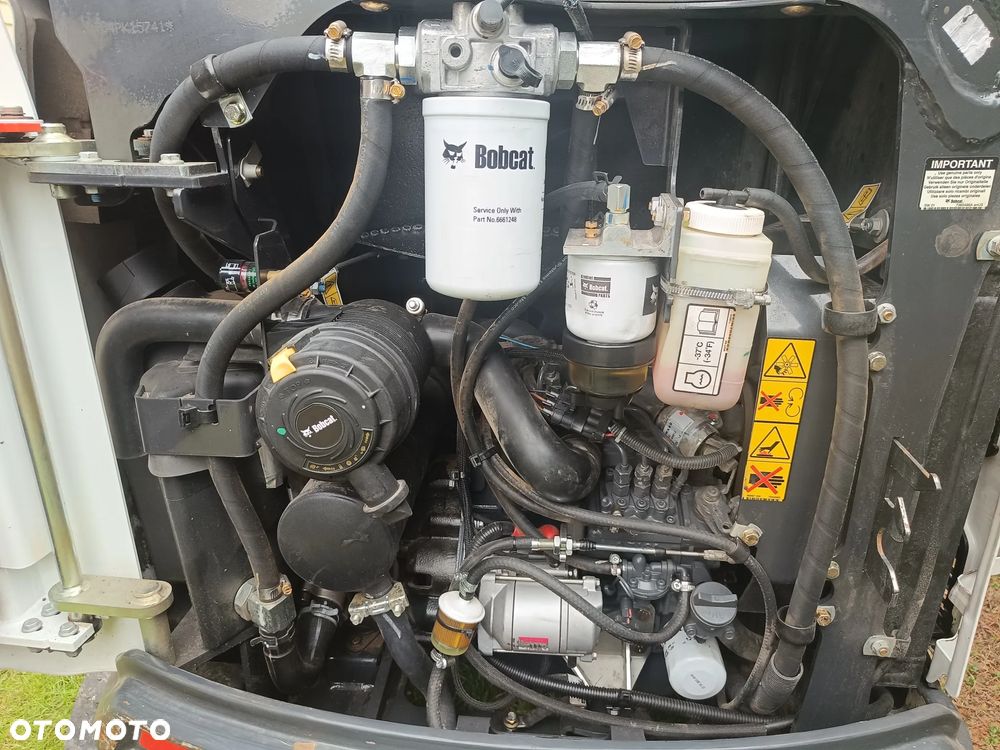 Bobcat E19 - 9