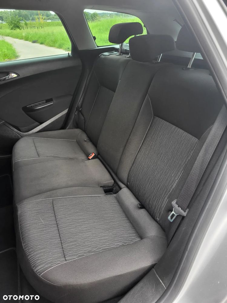 Opel Astra GTC 1.4 Turbo - 16