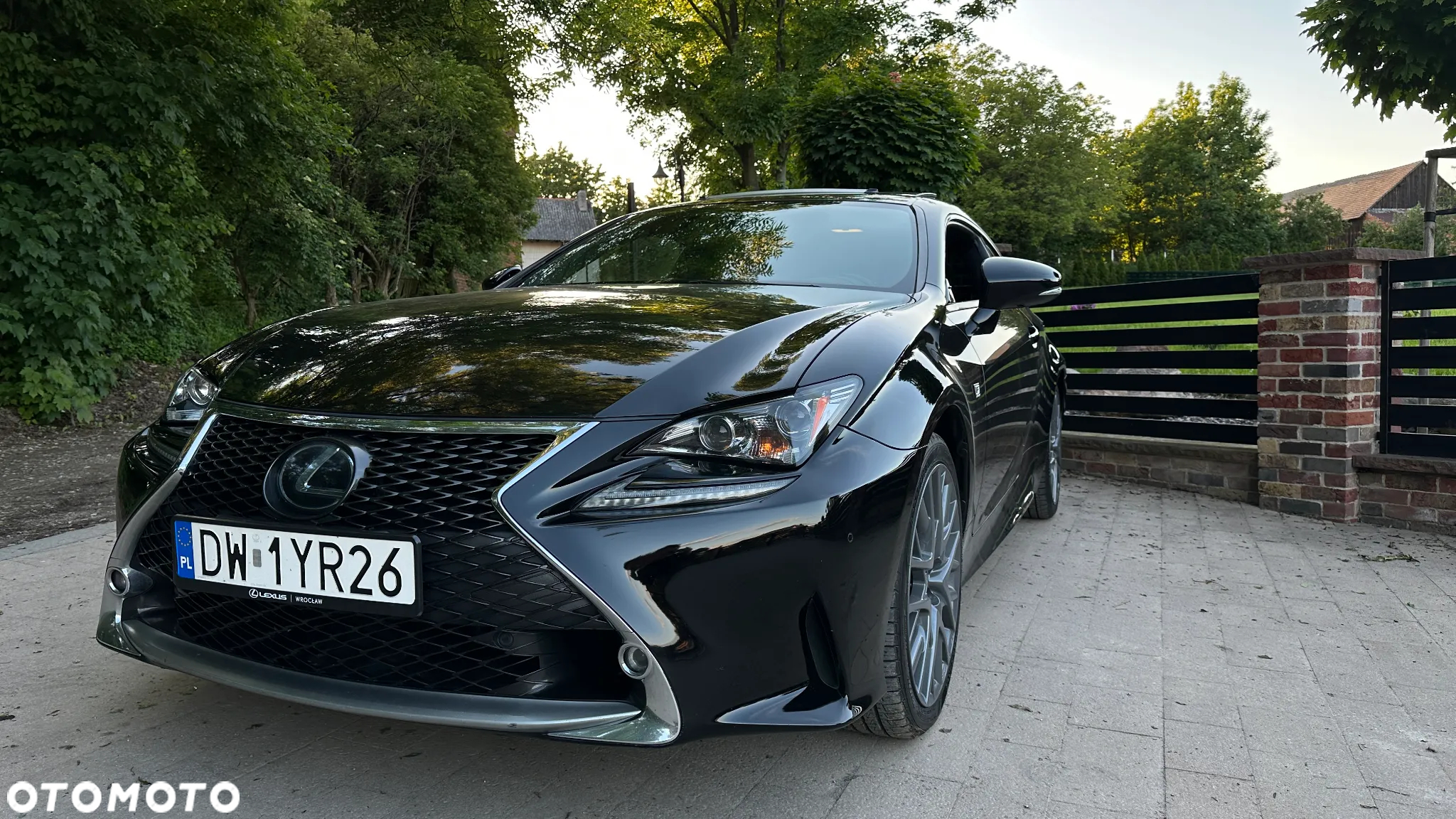 Lexus RC - 32
