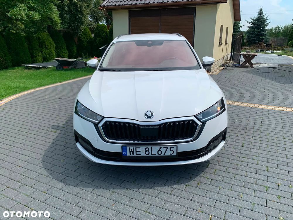 Skoda Octavia 1.5 TSI ACT Ambition - 8