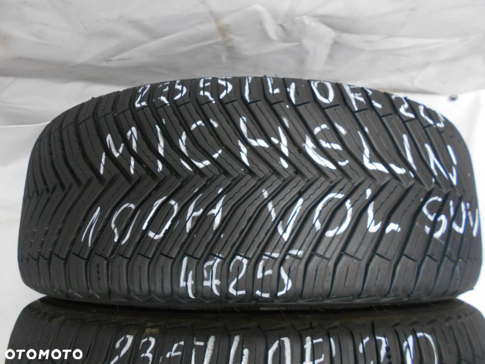 OPONY 235/40R20 MICHELIN CROSSCLIMATE 2 SUV VOL DOT 4725 6.5MM - 2