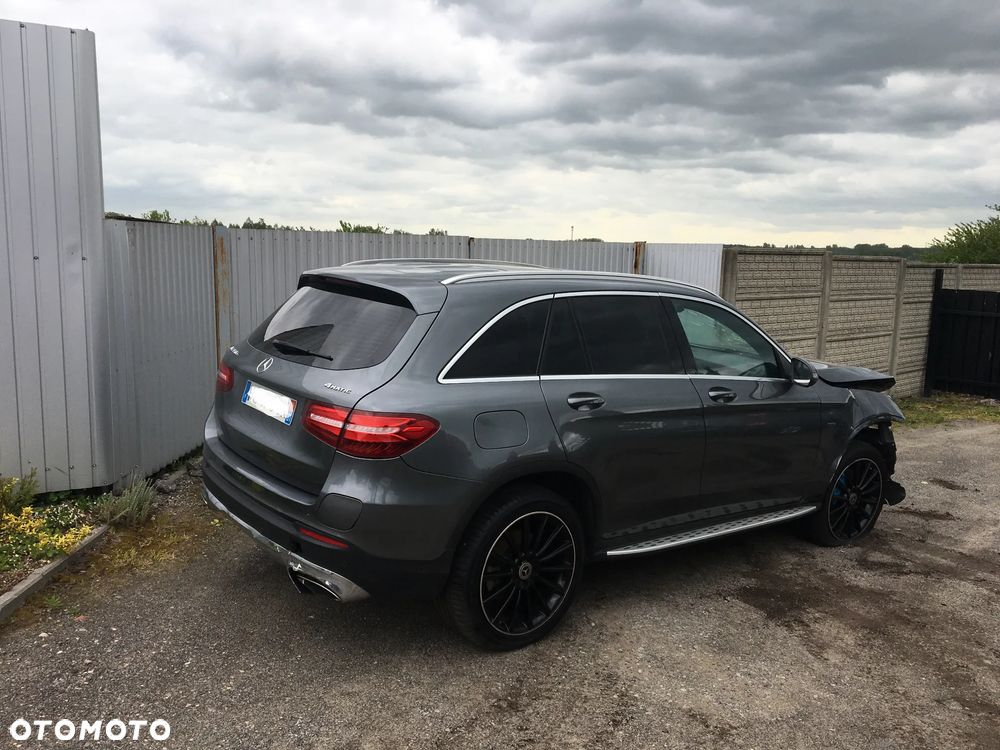 Mercedes-Benz GLC - 7