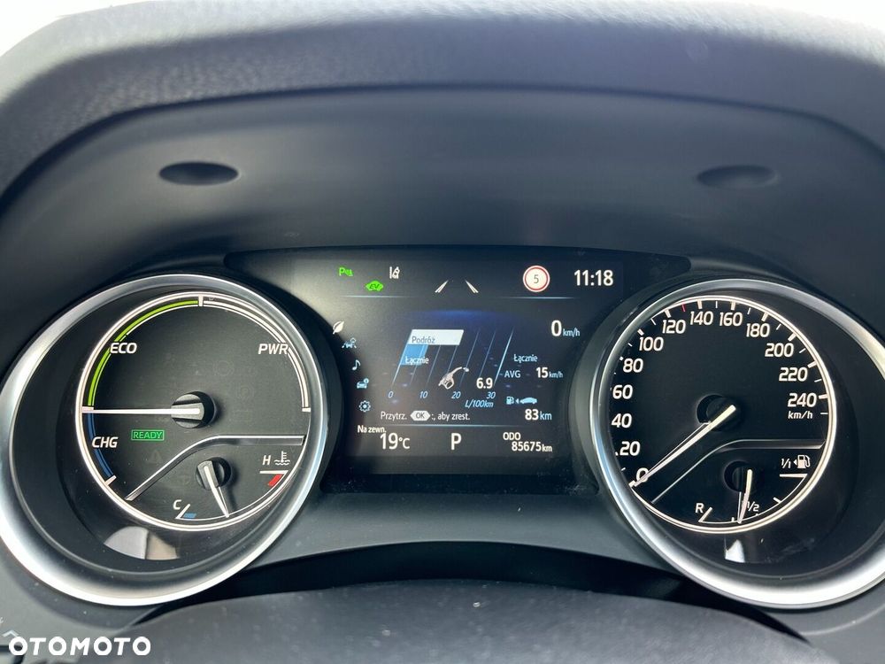Toyota Camry 2.5 Hybrid Comfort CVT - 17