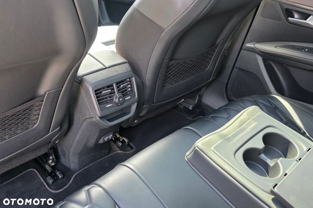 Peugeot 3008 1.5 BlueHDi GT Pack S&S EAT8 - 28