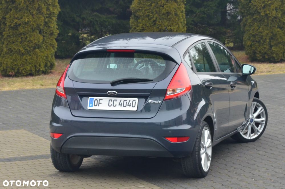 Ford Fiesta 1.25 Ambiente - 23