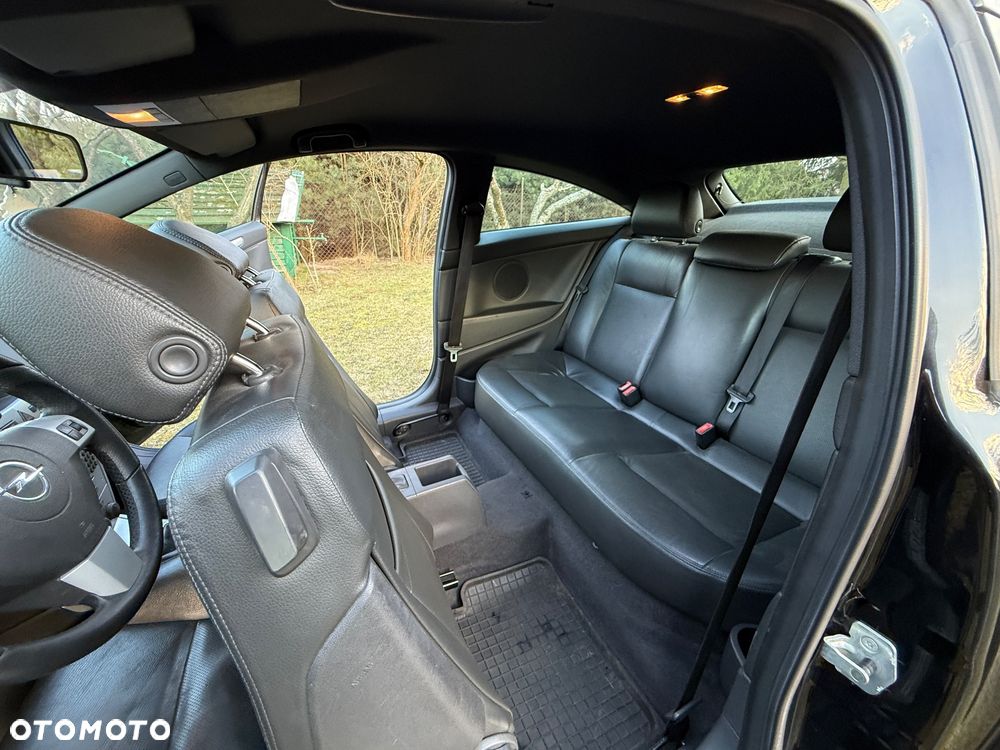 Opel Astra 2.0 T Sport - 17