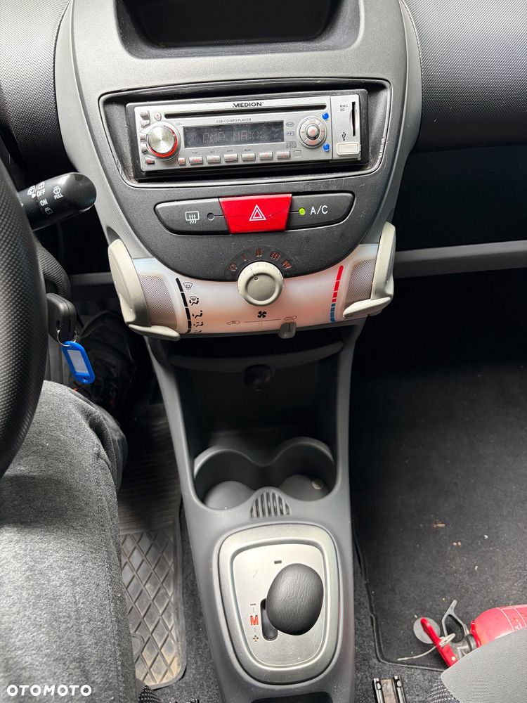 Toyota Aygo 1.0 VVT-i Luna MM A/C - 13