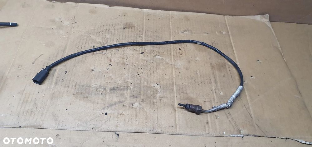 Sonda czujnik temperatury spalin VW Audi Skoda Seat 1.6 TDI 03L906088EC - 1