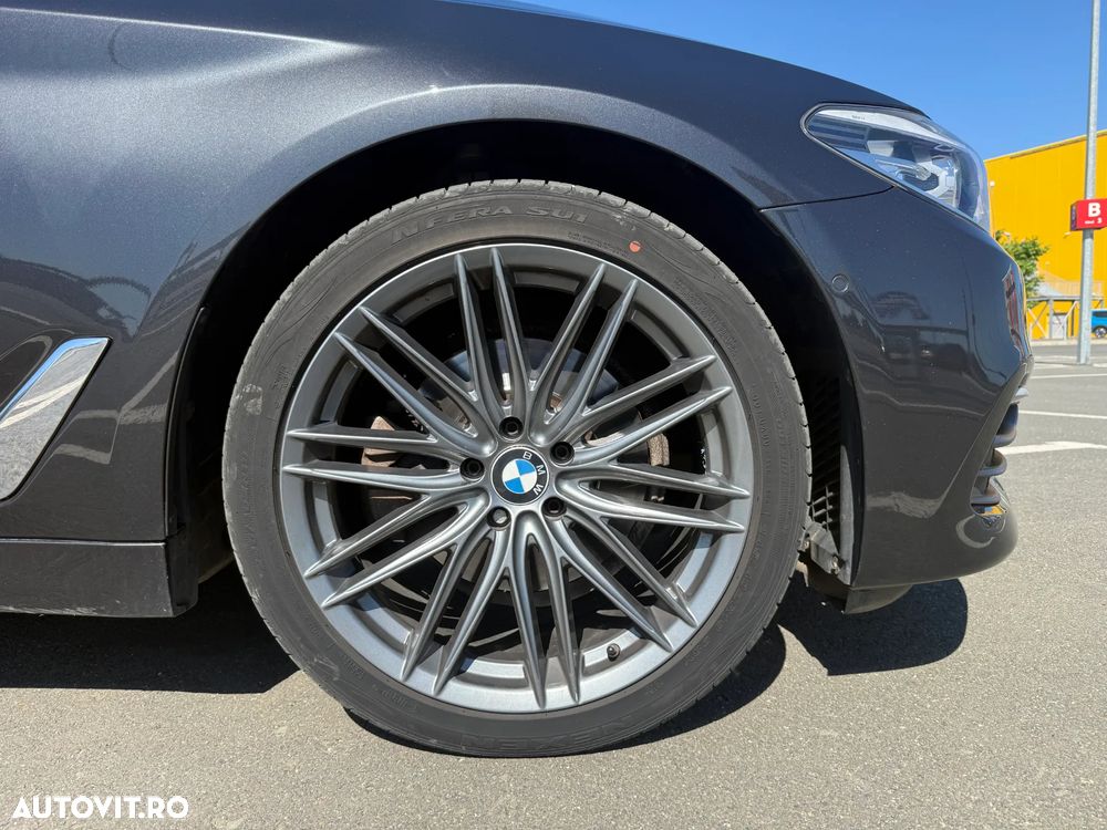 BMW Seria 5 520d Aut. Luxury Line - 6