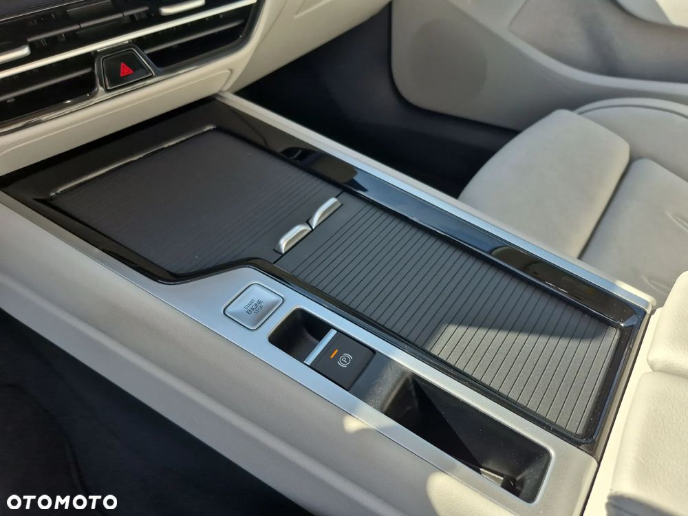 Volkswagen Passat - 21