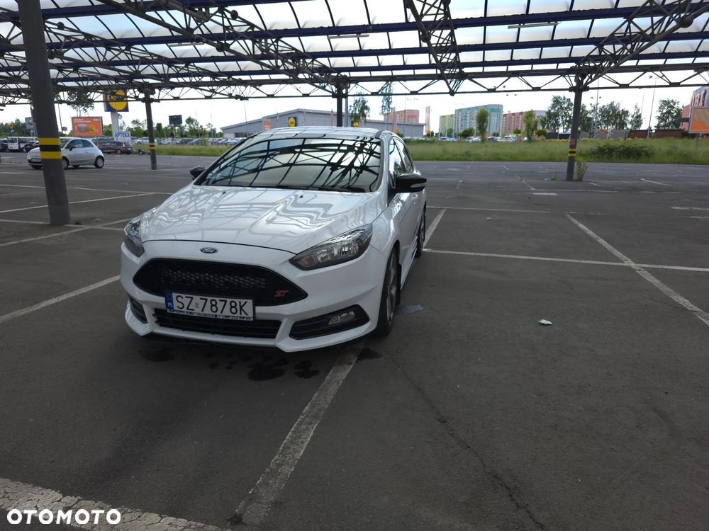 Ford Focus - 14