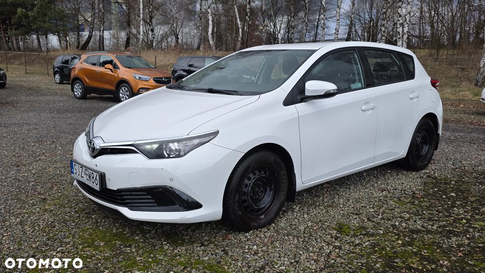 Toyota Auris 1.33 VVT-i Life - 27