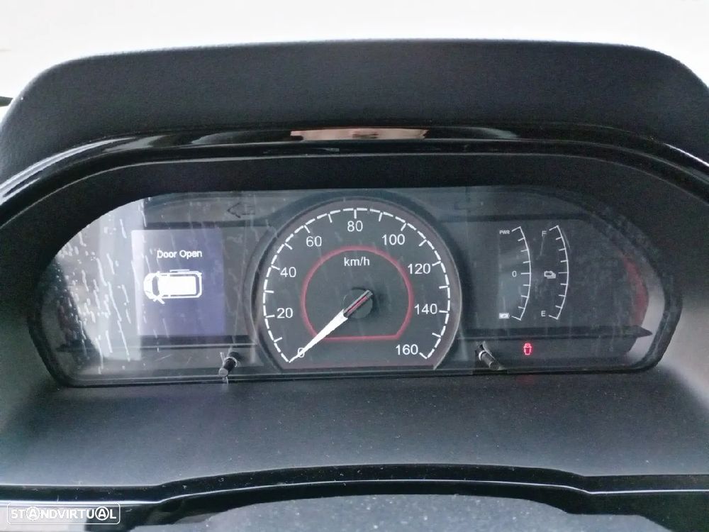 Maxus eDeliver3 Cargo Van SWB 35kWh MY21 - 15