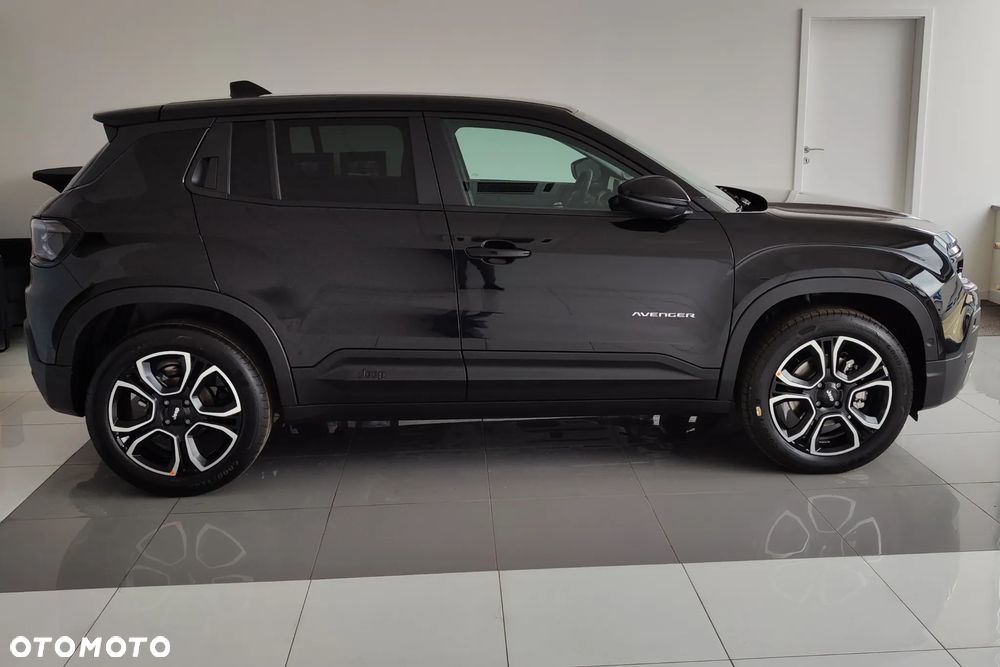 Jeep Avenger 1.2 T3 mHEV Summit FWD eDCT6 - 3