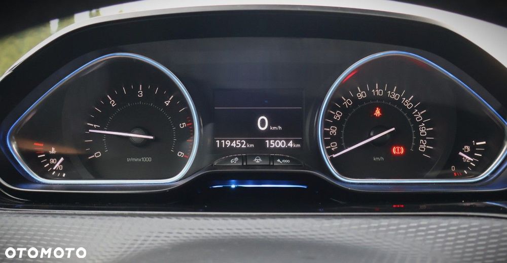 Peugeot 2008 - 19