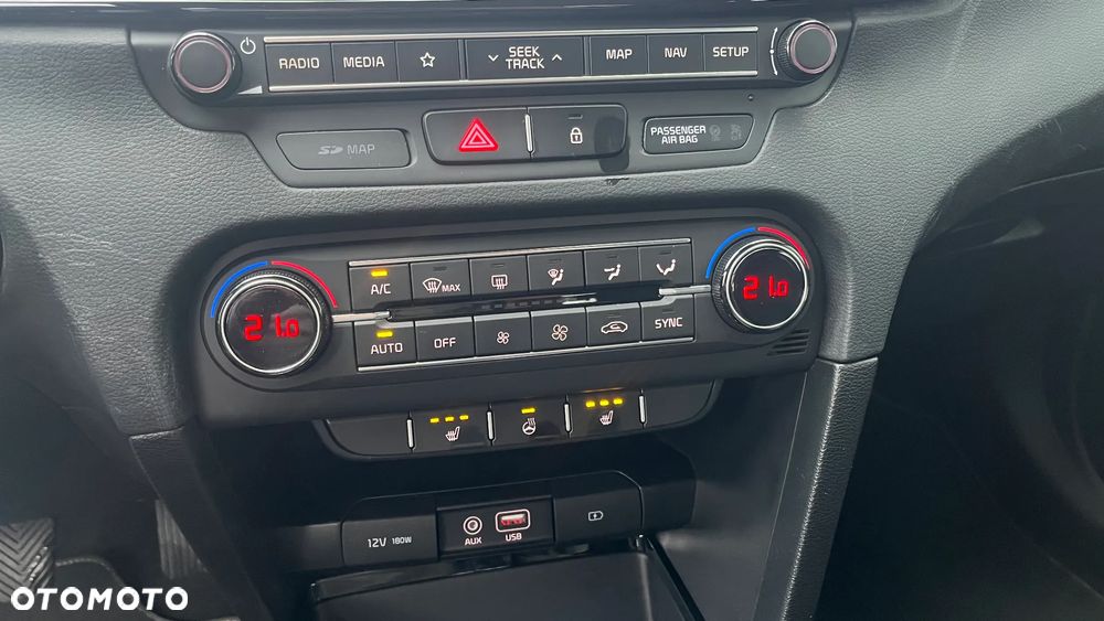 Kia Ceed 1.6 CRDi Vision - 21