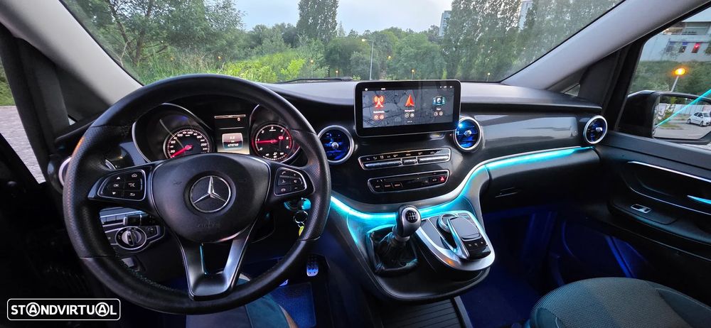 Mercedes-Benz V 220 CDI - 6