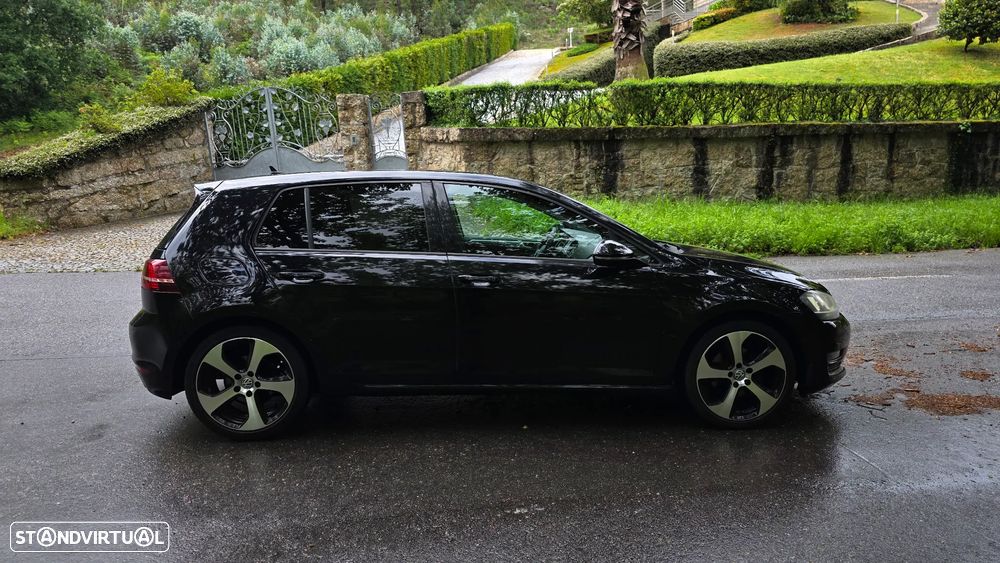 VW Golf 1.6 TDi R-Line - 12