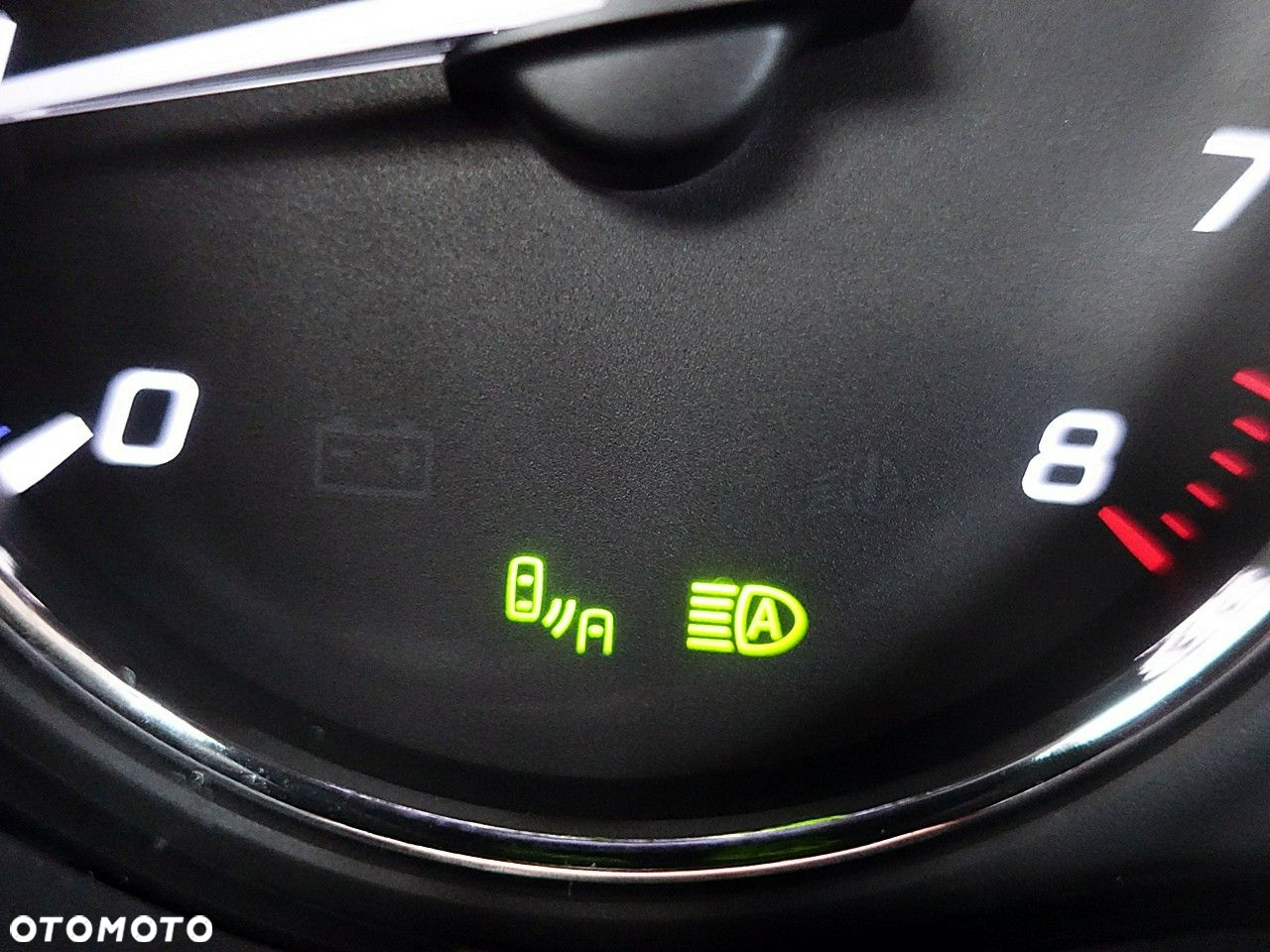Mitsubishi Outlander - 31