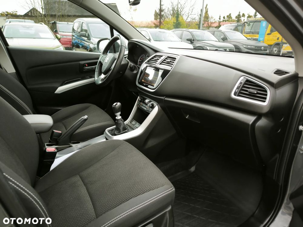 Suzuki SX4 S-Cross 1.4 SHVS Premium 4WD - 10