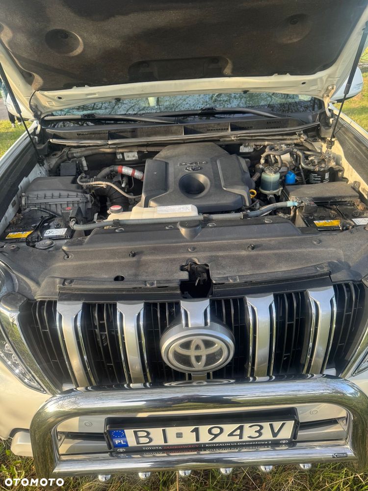 Toyota Land Cruiser - 8