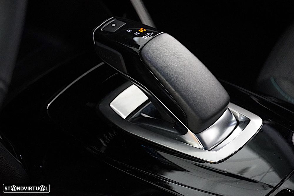 Peugeot e-2008 50 kWh Allure Pack - 27