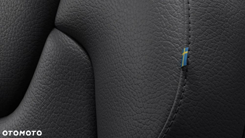 Volvo V60 B4 B Plus Dark - 23