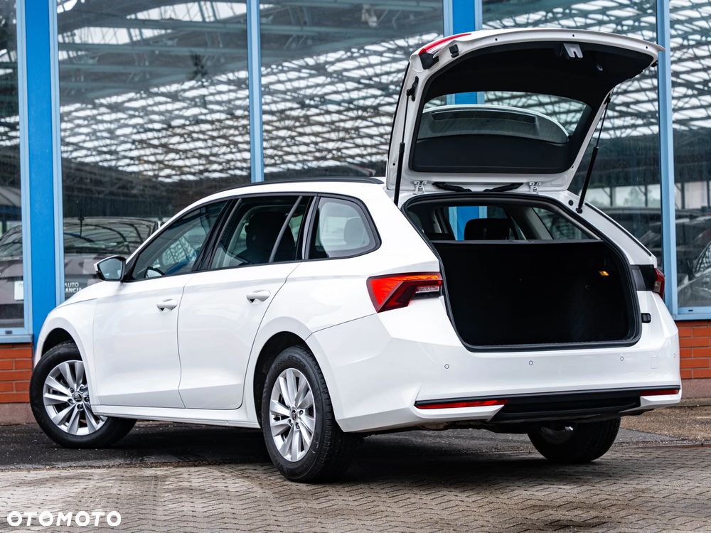 Skoda Octavia 1.5 TSI Essence - 10