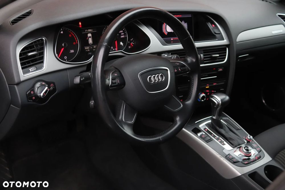 Audi A4 Avant 2.0 TDI S tronic quattro - 14