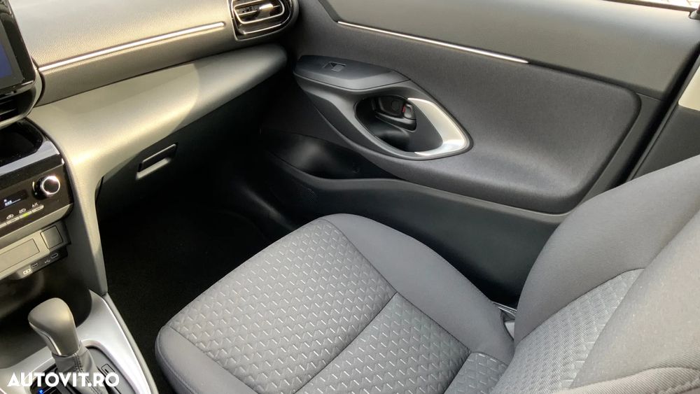 Toyota Yaris - 19