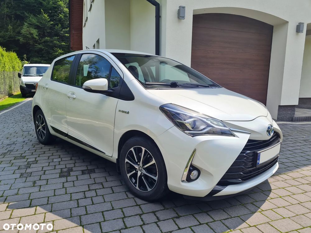 Toyota Yaris - 4