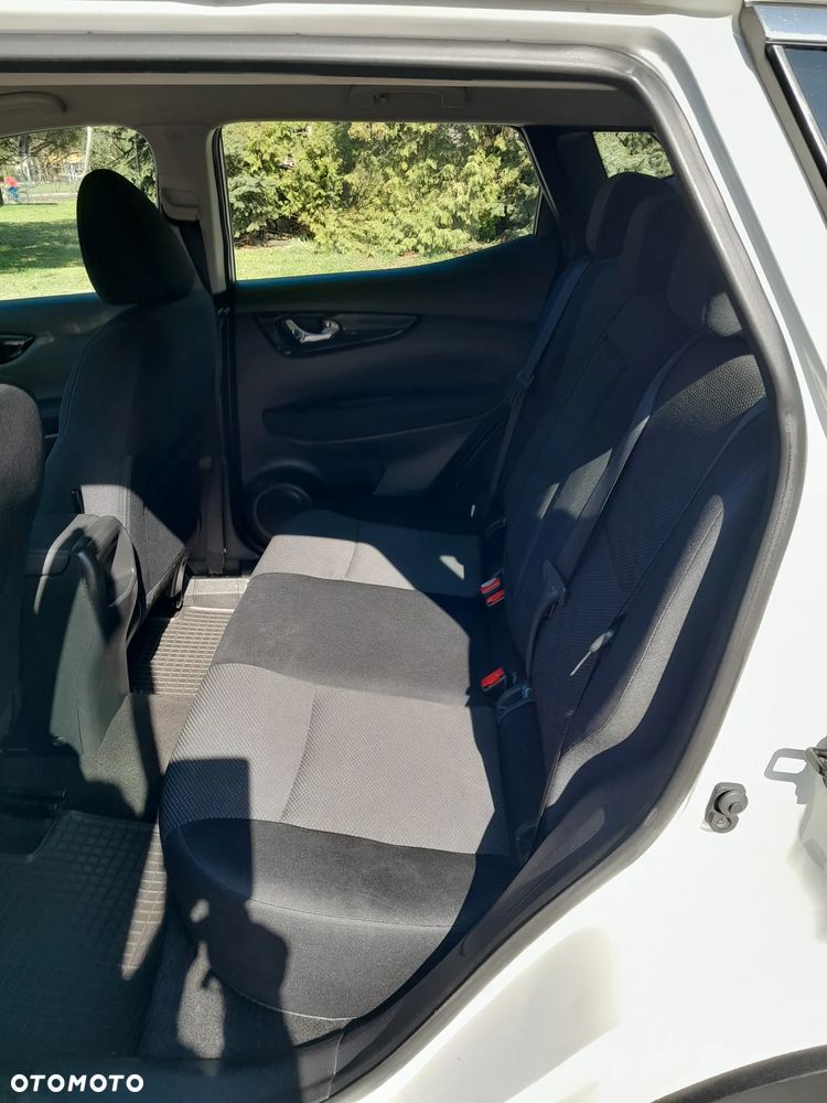 Nissan Qashqai 1.2 DIG-T Acenta EU6 - 11