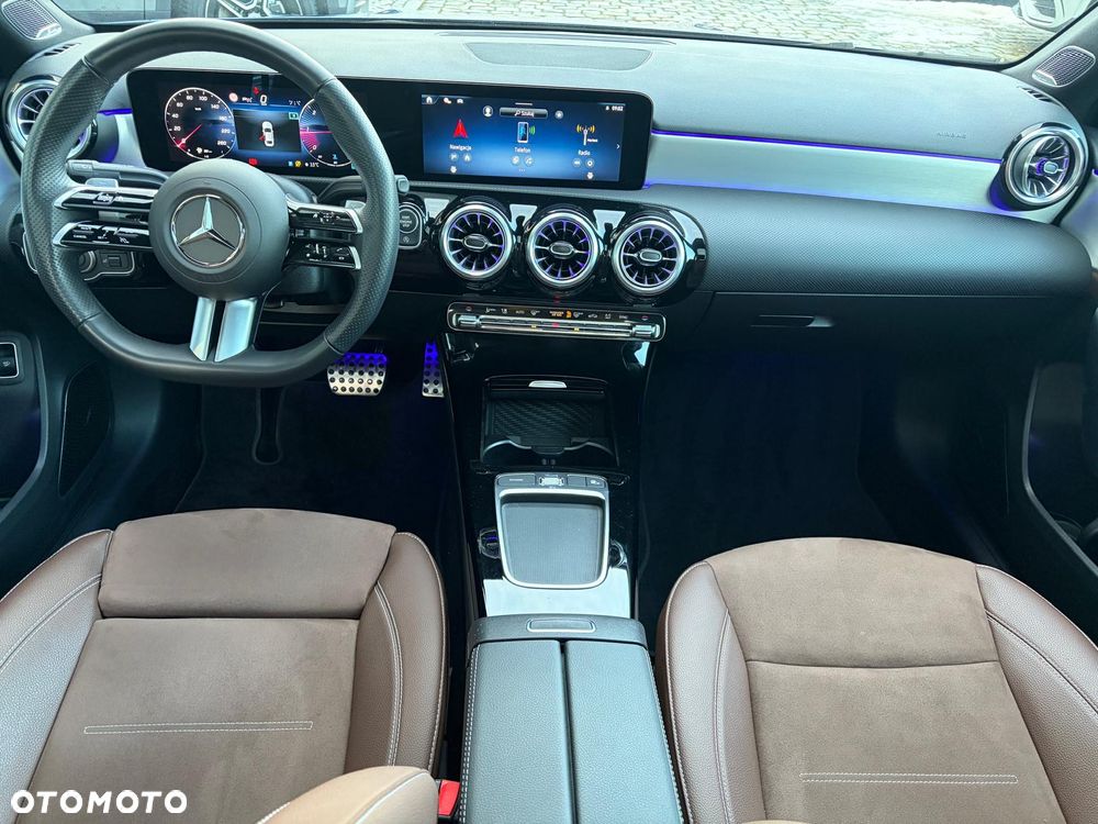 Mercedes-Benz Klasa A 200 d AMG Line 8G-DCT - 15