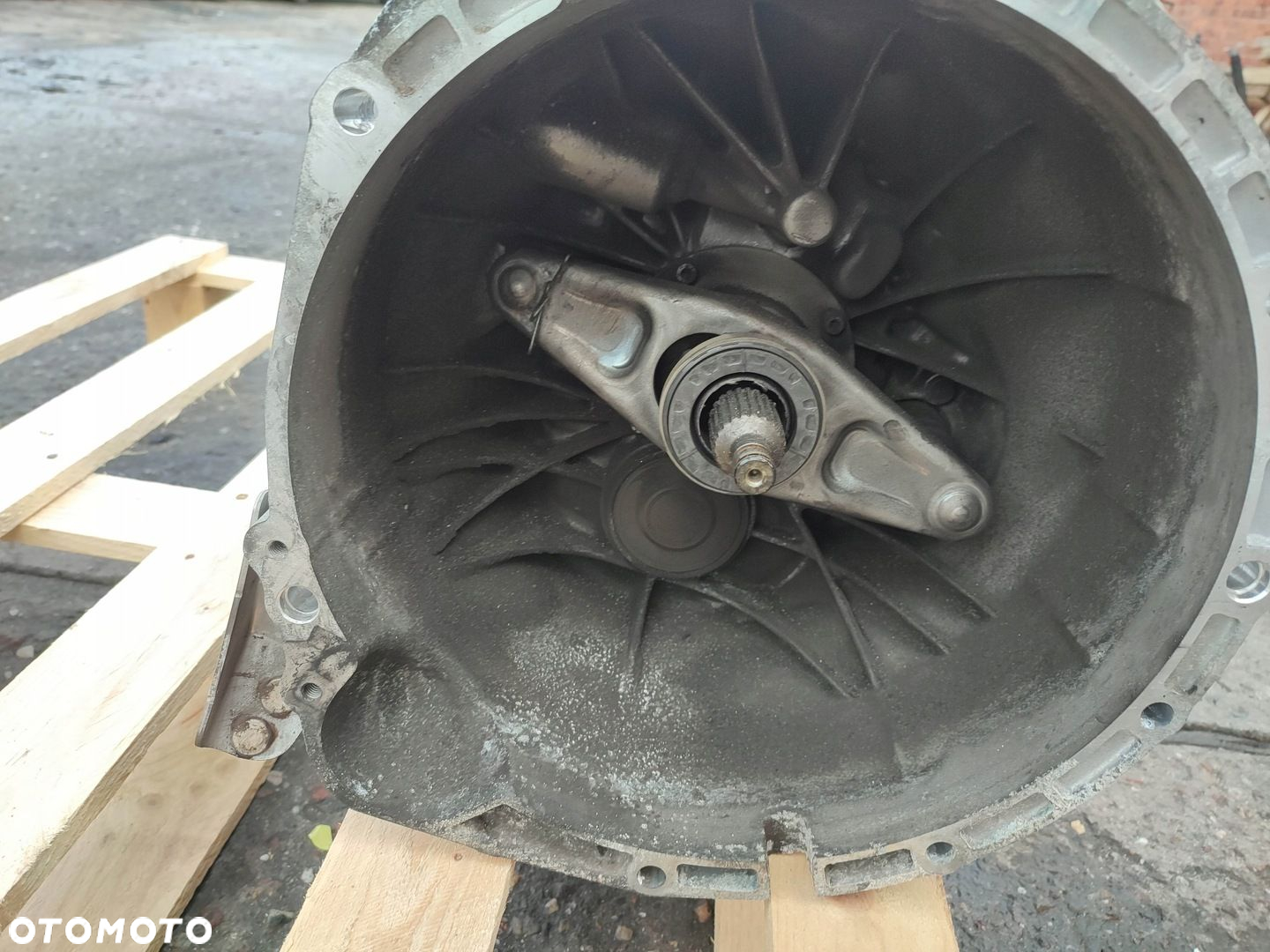 BMW E90 E91 SKRZYNIA BIEGÓW 2.0D N47 177KM - 4
